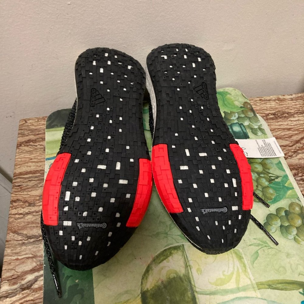 adidas Pulseboost HD Core Black      Adidas Men's Sneakers Size 7 Running PulseB